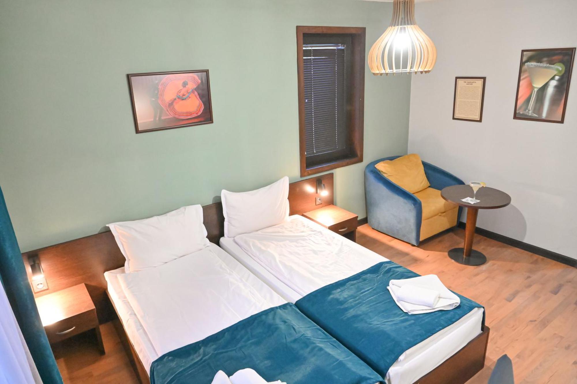 Ida Hotel